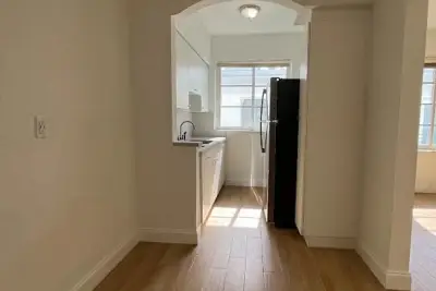 1120 Pennsylvania Ave #212, Miami Beach: photo 1 of 8