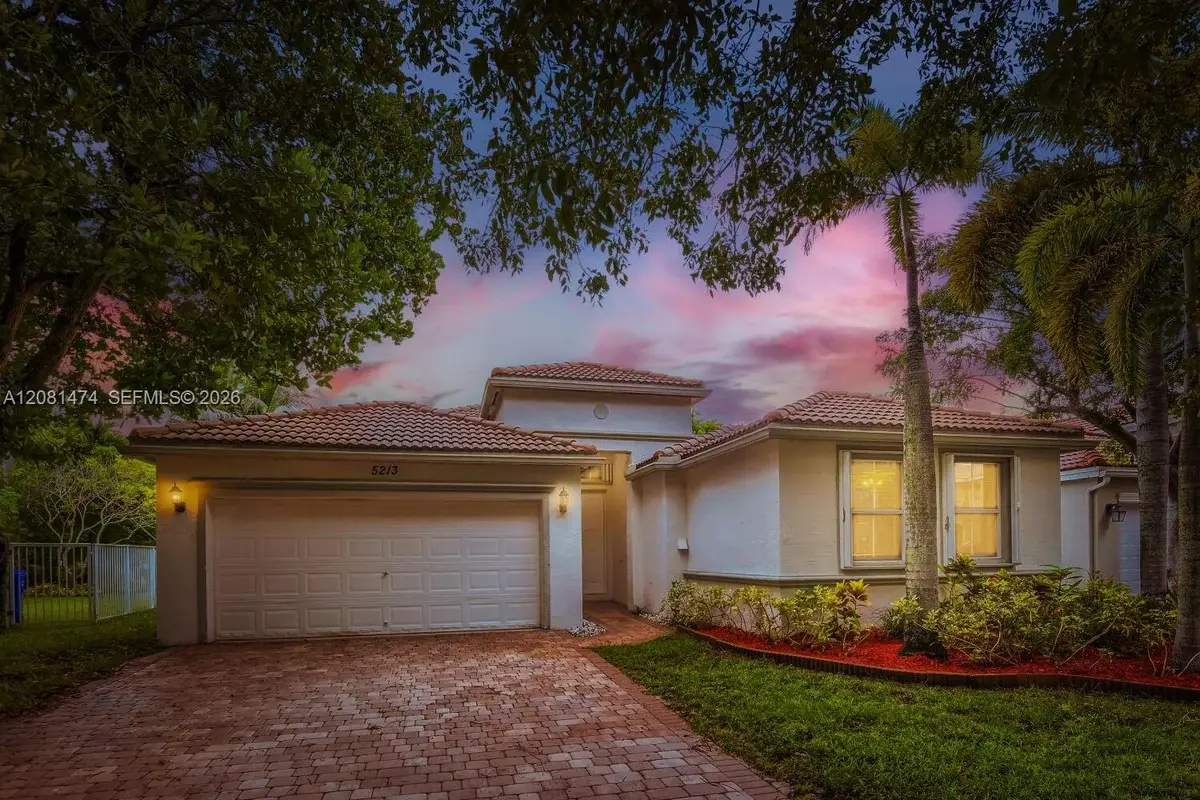 5213 SW 158th Ave, Miramar: photo 1 of 29