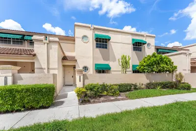 6735 Via Regina, Boca Raton: photo 1 of 66