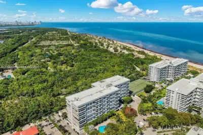 155 Ocean Lane Dr #413, Key Biscayne: photo 1 of 27