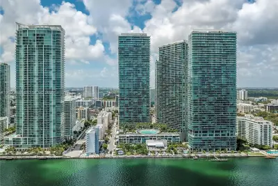 480 NE 31st St #3507, Miami: photo 1 of 30