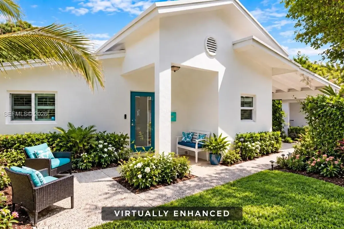213 Florida Ave, Coral Gables: photo 1 of 32