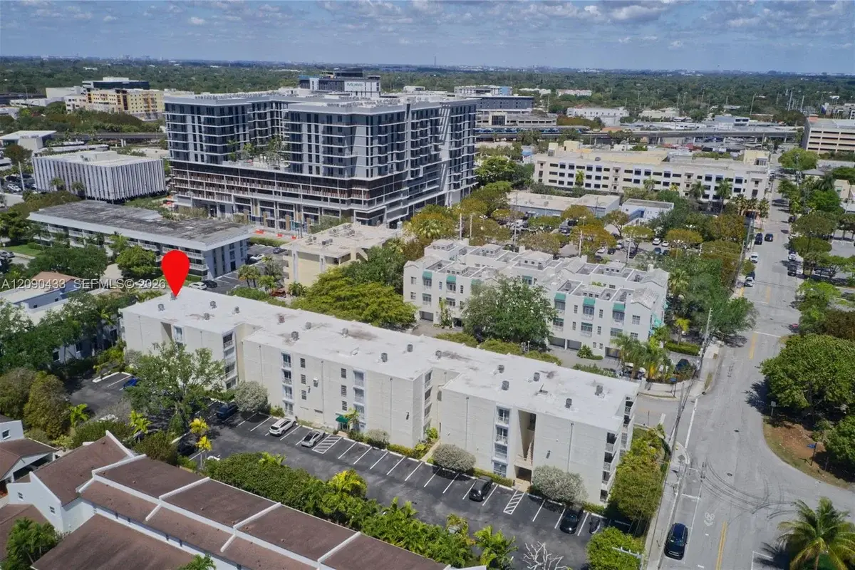 5838 SW 74th Ter #317, South Miami: photo 1 of 15