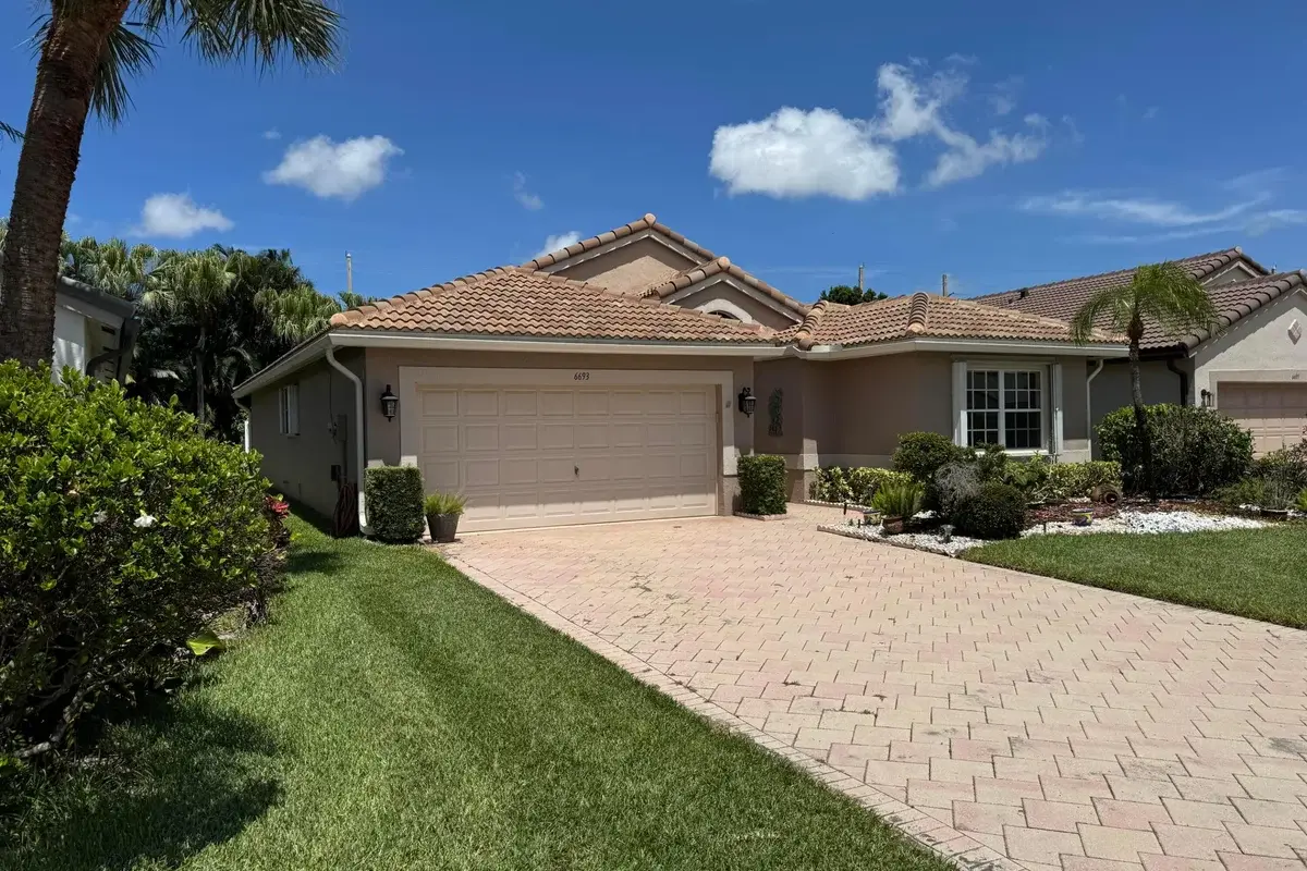 6693 Sun River Rd, Boynton Beach: photo 1 of 23
