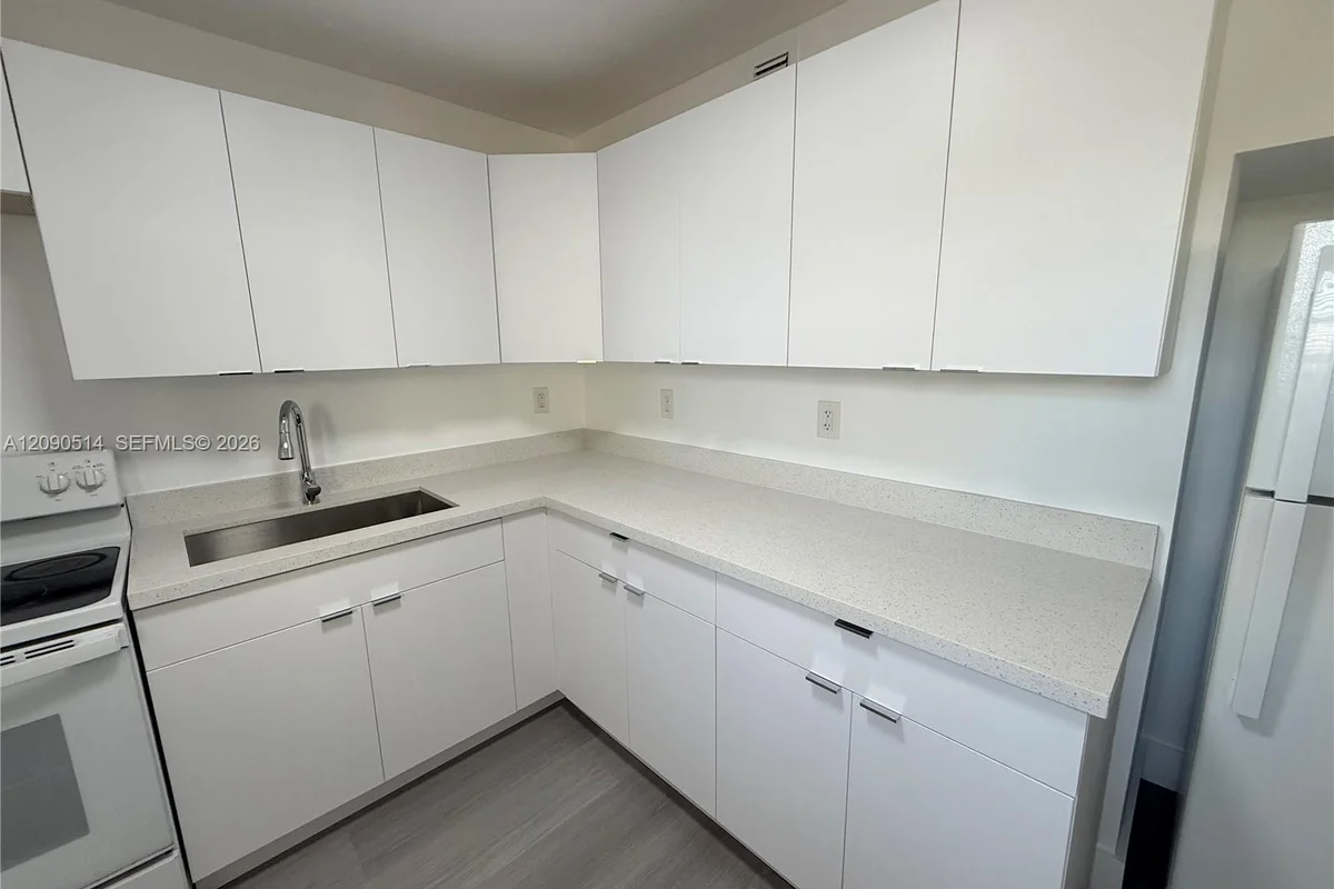 14140 SW 84th St #109-H, Miami: photo 1 of 14