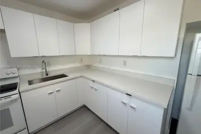 14140 SW 84th St #109-H, Miami: photo 1 of 14