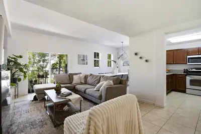 11605 NW 89th St #228, Doral: photo 1 of 43