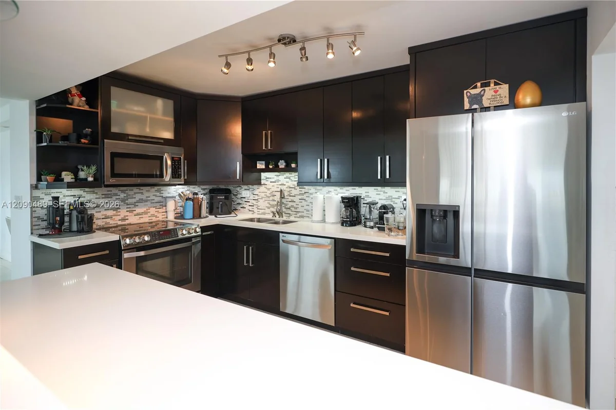 7135 Collins Ave #735, Miami Beach: photo 1 of 57