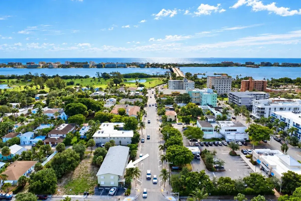220 Lucerne Ave #3, Lake Worth Beach: photo 1 of 21