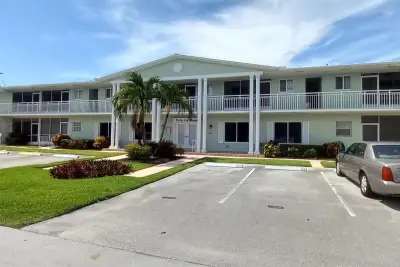 2100 NE 38th St #218, Lighthouse Point: photo 1 of 13