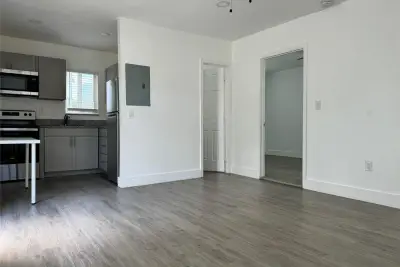 1857 Madison St #2, Hollywood: photo 1 of 10