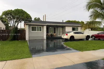 6401 Dewey St, Hollywood: photo 1 of 22