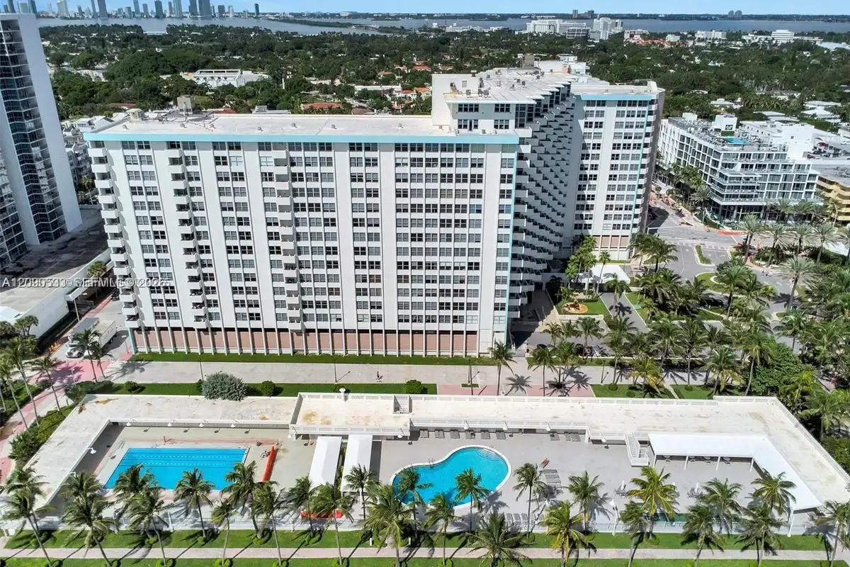 2899 Collins Ave #1216, Miami Beach: photo 1 of 21