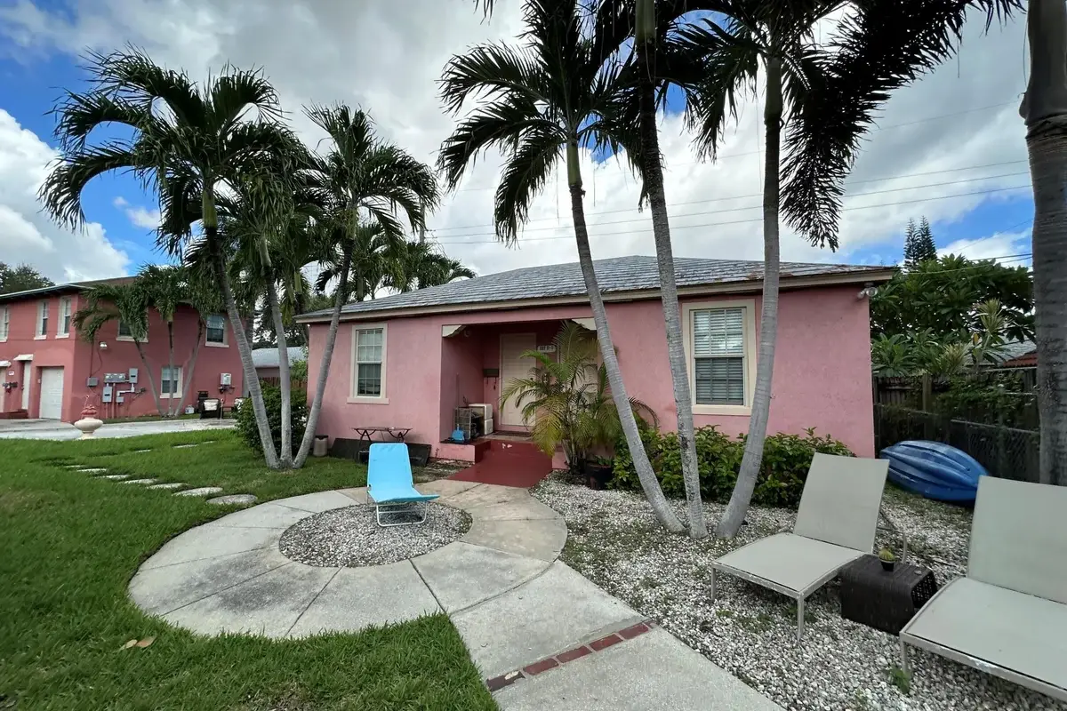 227 Foresteria Dr #D, Lake Park: photo 1 of 11