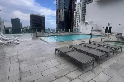 133 NE 2nd Ave #2301, Miami: photo 1 of 18