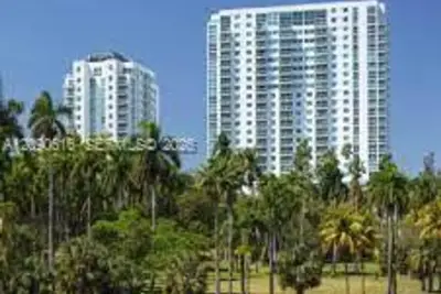 1871 S River Dr #1703, Miami: photo 1 of 1