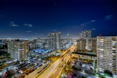 1980 S Ocean Dr #11M, Hallandale Beach: photo 1 of 25