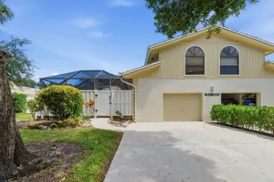 12501 Woodmill Dr, Palm Beach Gardens: photo 1 of 33
