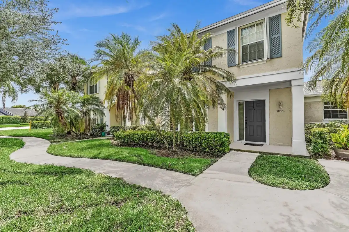 10881 Sea Hibiscus Ln, Tamarac: photo 1 of 56