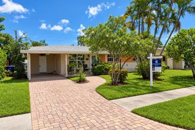 2924 NW 9th Ter, Wilton Manors: photo 1 of 18