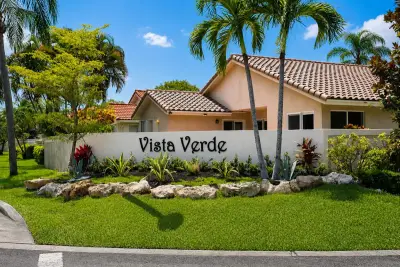 6599 Pond Apple Rd, Boca Raton: photo 1 of 56