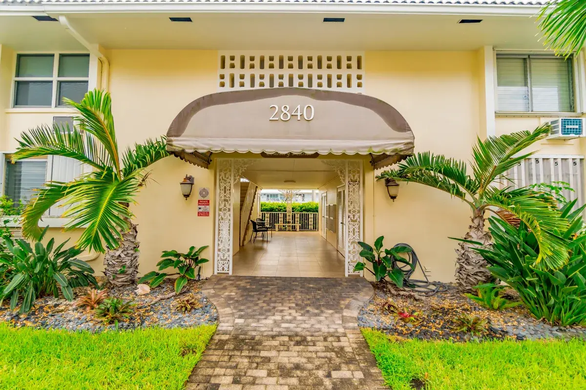2840 NE 33rd Ct #2, Fort Lauderdale: photo 1 of 45