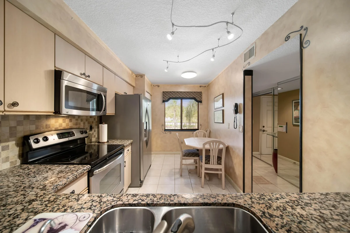 6037 Pointe Regal Cir #307, Delray Beach: photo 1 of 29