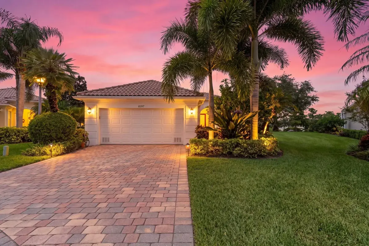 8397 Rosalie Ln, Wellington: photo 1 of 59