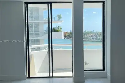 6820 Indian Creek Dr #4D, Miami Beach: photo 1 of 27