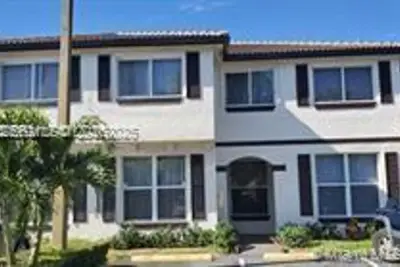 8715 SW 152nd Ave #312, Miami: photo 1 of 1