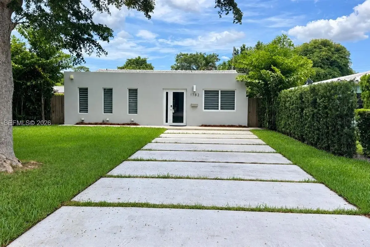1782 NE 177th St, North Miami Beach: photo 1 of 3