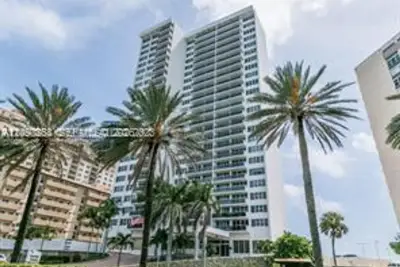 3140 S Ocean Dr #305, Hallandale Beach: photo 1 of 8