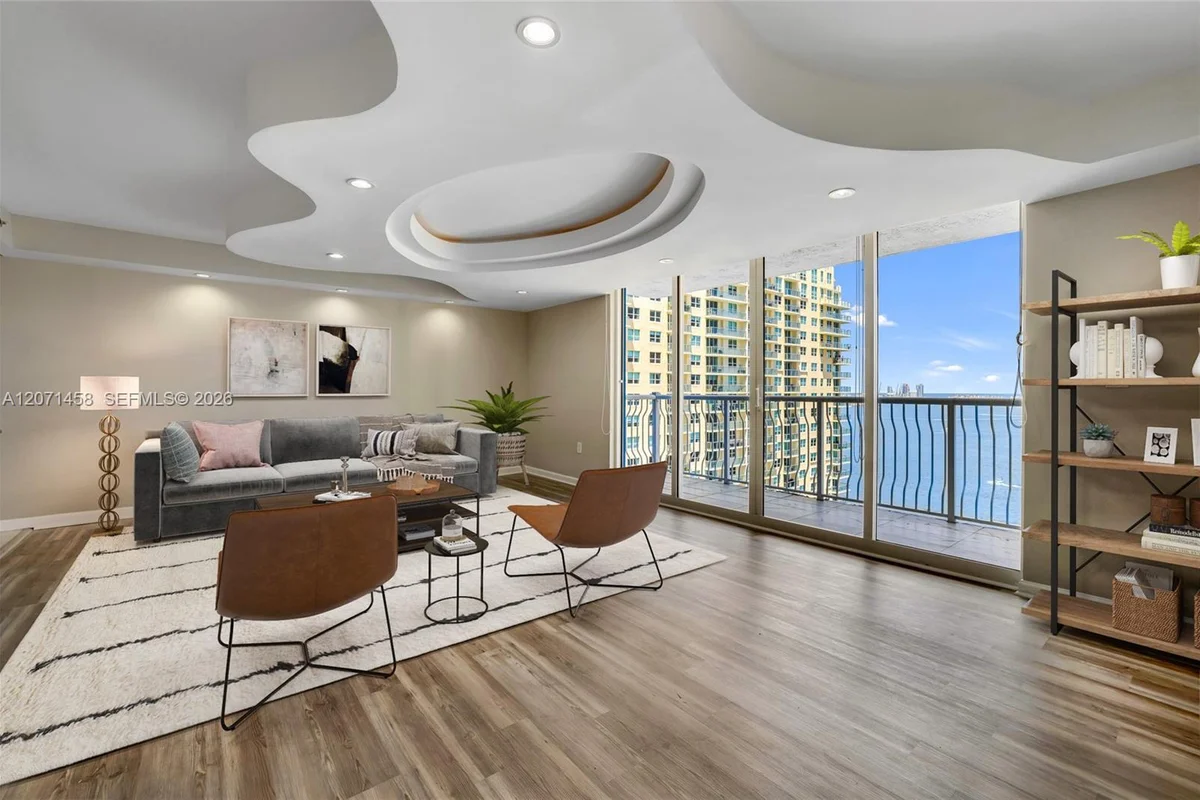 1200 Brickell Bay Dr #3001, Miami: photo 1 of 60