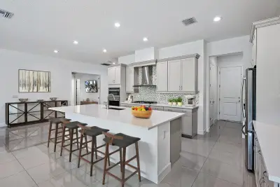 8604 Dumford Ln, Lake Worth: photo 1 of 43