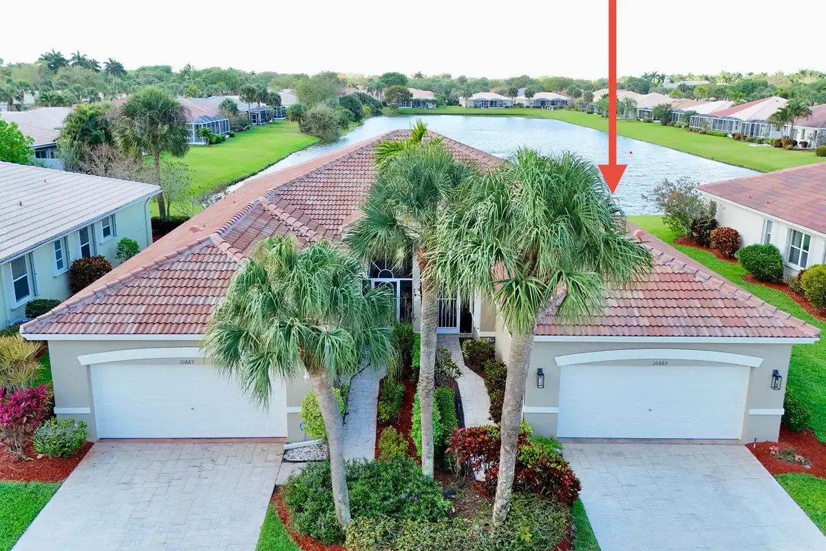 10665 Royal Caribbean Cir, Boynton Beach: photo 1 of 27