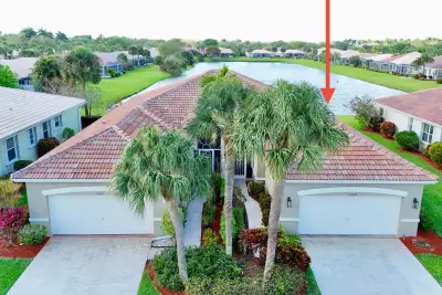 10665 Royal Caribbean Cir, Boynton Beach: photo 1 of 27