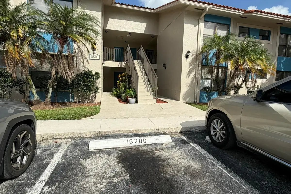 1620 Balfour Point Dr #B, West Palm Beach: photo 1 of 13