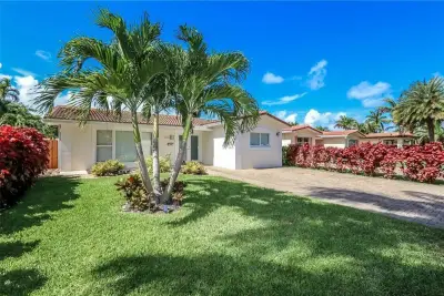 1321 Madison St, Hollywood: photo 1 of 32