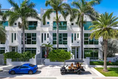 705 Briny Ave, Pompano Beach: photo 1 of 97