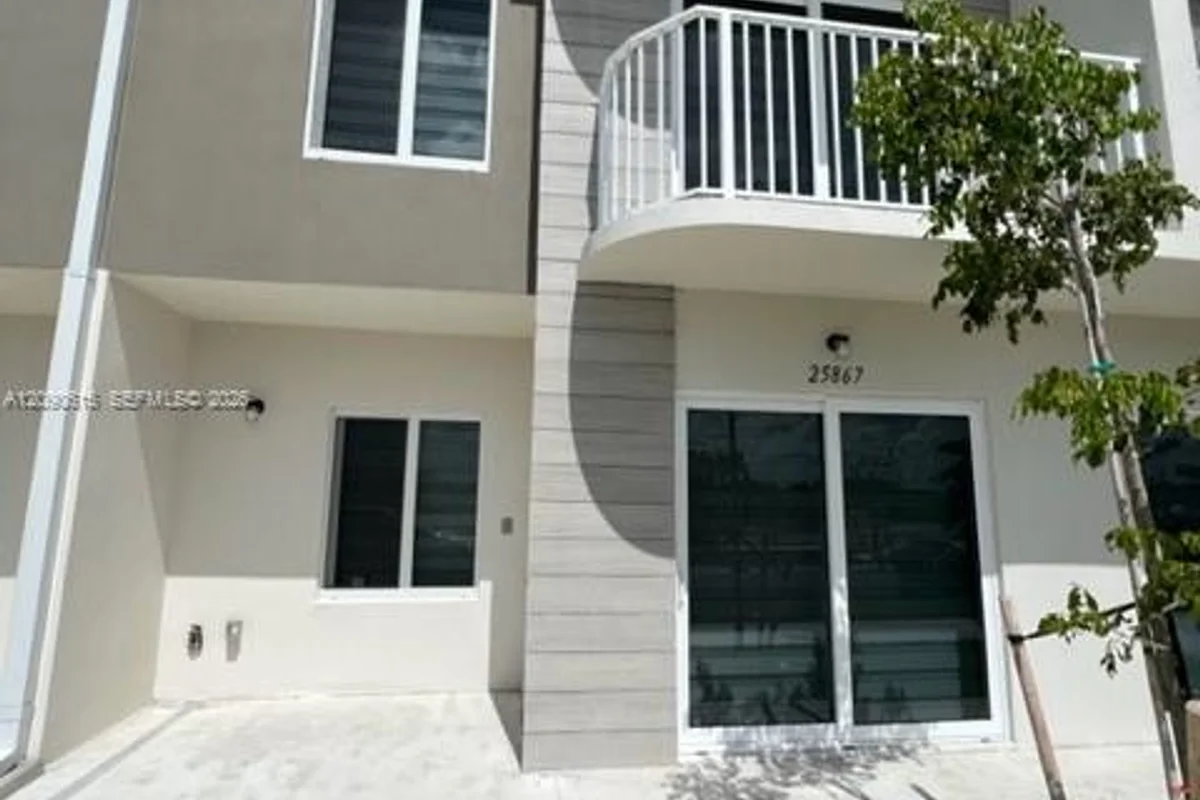 25867 SW 145th Ave, Homestead: photo 1 of 54