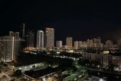 251 174th St #1712, Sunny Isles Beach: photo 1 of 27