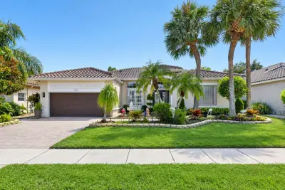 9320 Caserta St, Lake Worth: photo 1 of 99