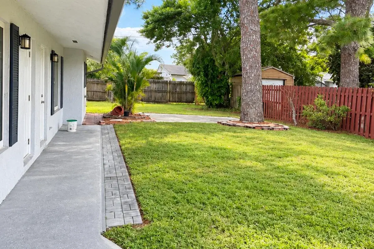 4356 Anna Ln, Palm Springs: photo 1 of 3