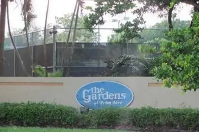701 Gardens Dr #102, Pompano Beach: photo 1 of 18