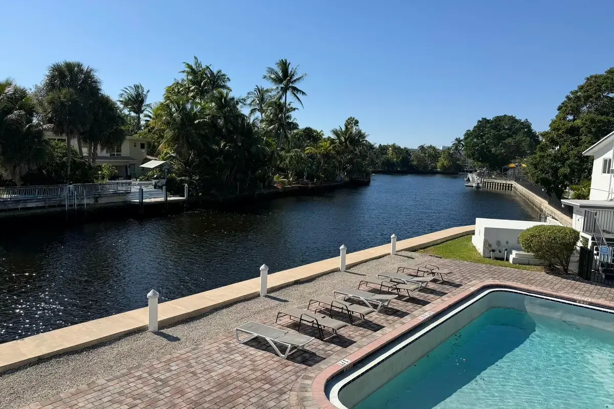 1816 E Oakland Park Blvd #74, Oakland Park: photo 1 of 8