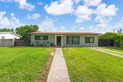 14740 SW 296th St, Homestead: photo 1 of 31