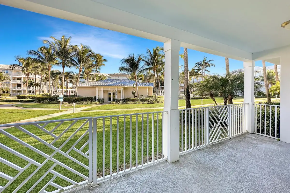 312 Bay Colony Dr N, Juno Beach: photo 1 of 31