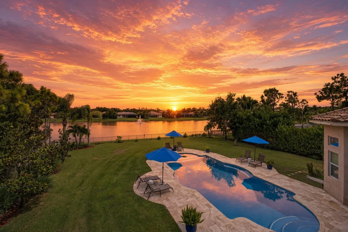 11117 Lynwood Palm Way, Palm Beach Gardens: photo 1 of 101