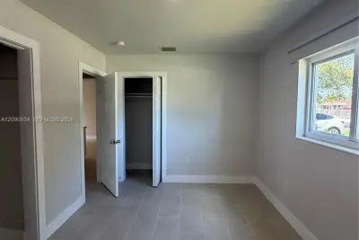 9940 SW 212th St, Cutler Bay: photo 1 of 28