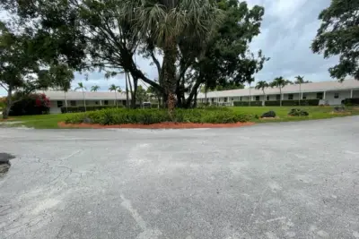 3000 NW 5th Ave #15, Boca Raton: photo 1 of 6